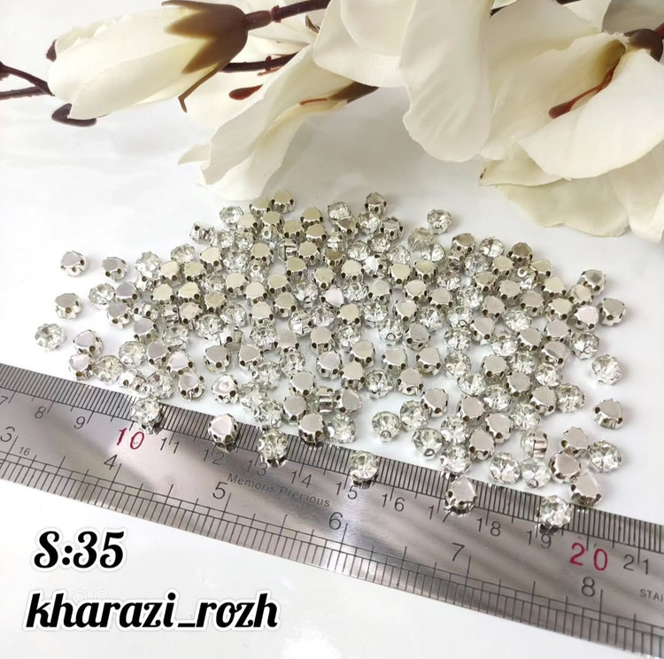 نگین اتریشی نقره ای ساده به صورت بسته ای در ۶ سایز